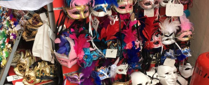 Hediyelik Eşya Dükkanları